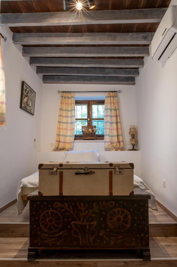Droshia Traditional Homes, Coco-Mat Full Experience Dhrousha Exterior photo