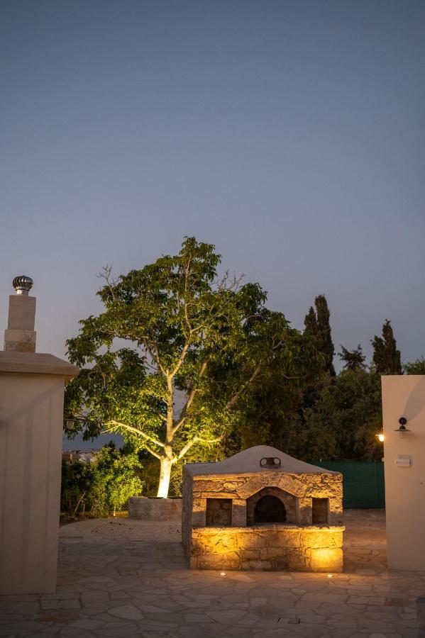 Droshia Traditional Homes, Coco-Mat Full Experience Dhrousha Exterior photo