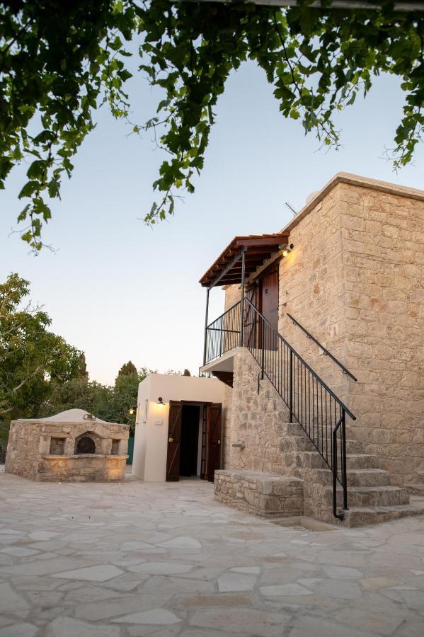 Droshia Traditional Homes, Coco-Mat Full Experience Dhrousha Exterior photo