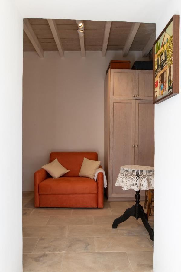 Droshia Traditional Homes, Coco-Mat Full Experience Dhrousha Exterior photo